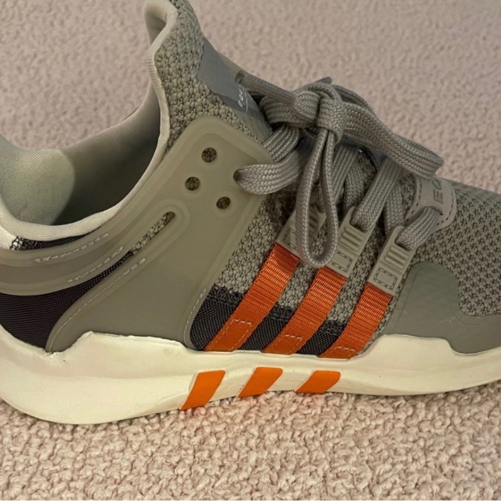 Sneakers (#357) - Picture 6 of 10